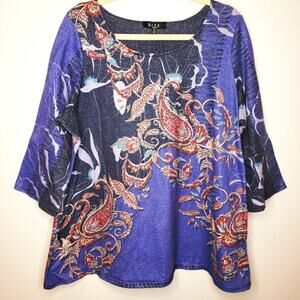 B.L.U.E. Paisley Metallic Sparkle Bell Sleeve Shirt